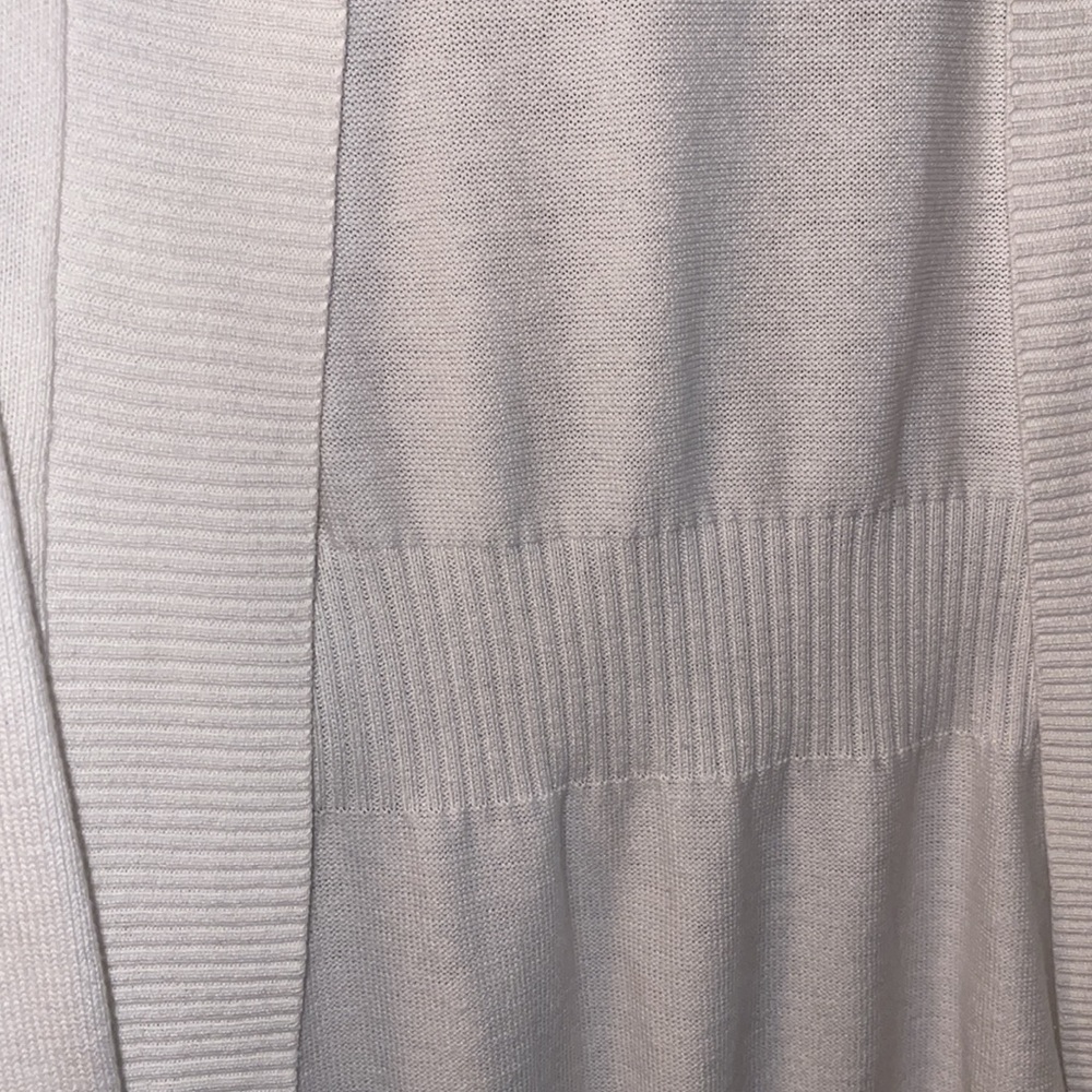 🤍🧥 - Picture 3 of 5